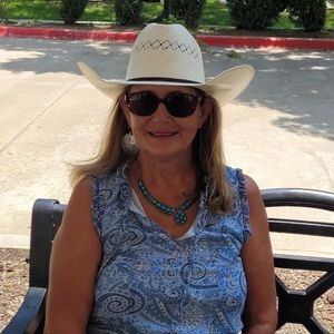 Meet your Posher, Sheri